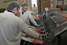 全球供應鏈下的標準化味道 揭秘國外麥當勞食品加工廠的運作之道